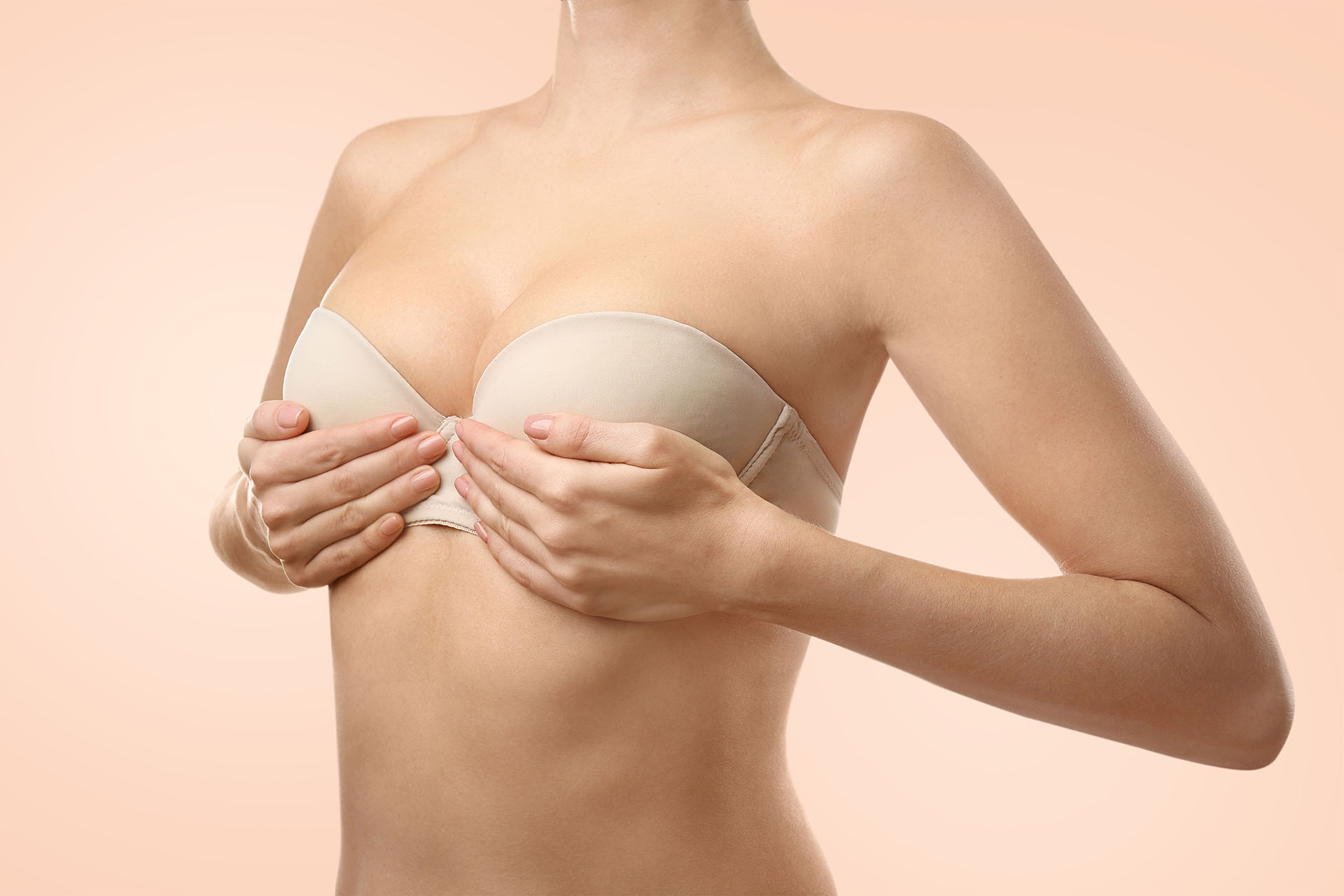 Beispielbild einer Frau nach ihrer Brust-OP