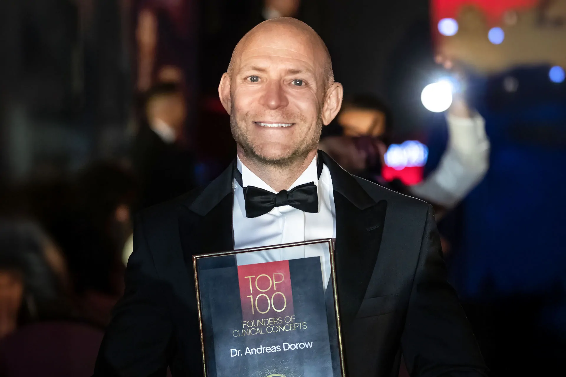 Dr. Dr. Andreas gewinnt den Top 100 Award Founders of Clinical Concepts 2025
