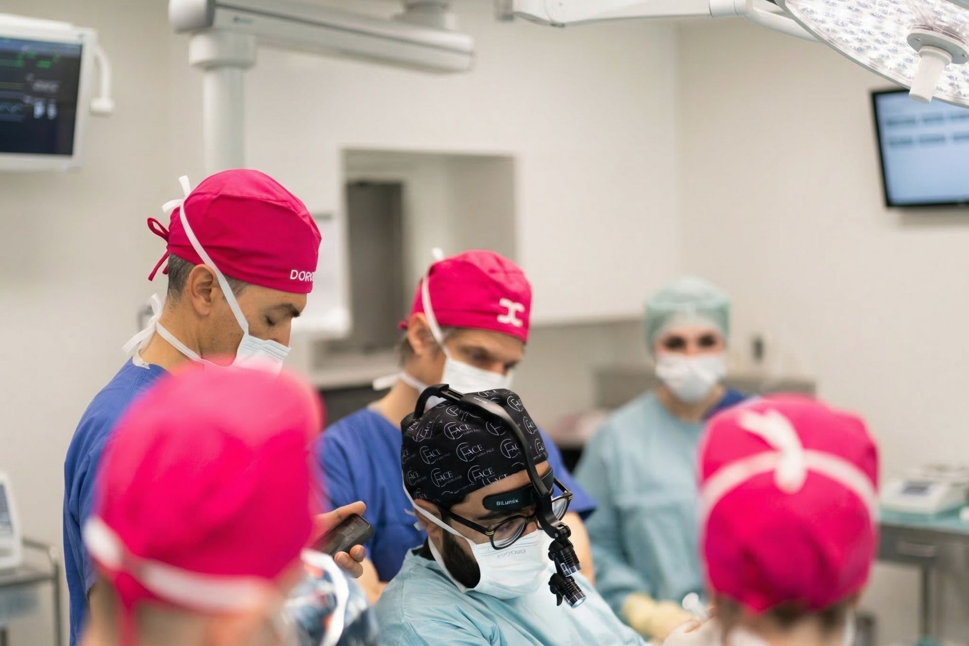 Swiss-German Deep Plane Facelift Kongress in der Dorow Clinic